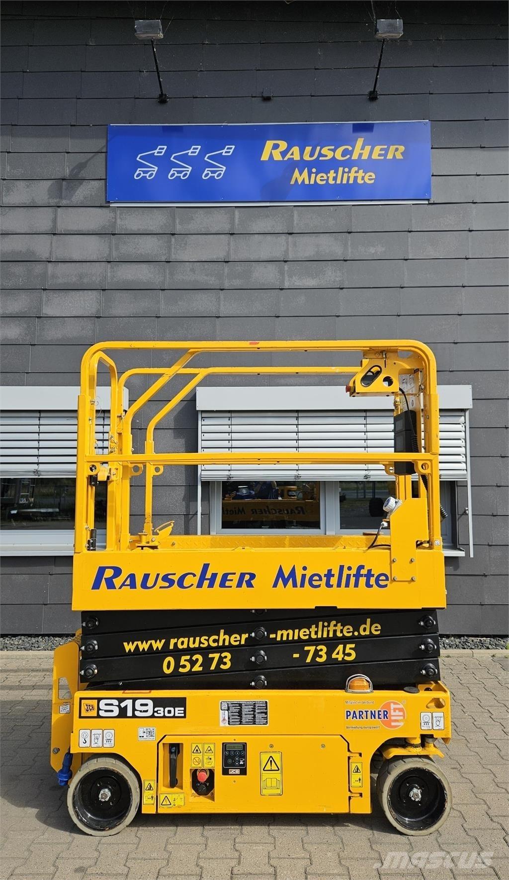 JCB S1930E Anhänger-Arbeitsbühnen
