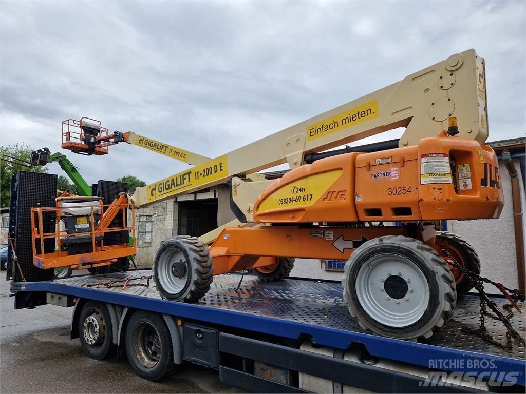 JLG M 600 JP Teleskopbühnen