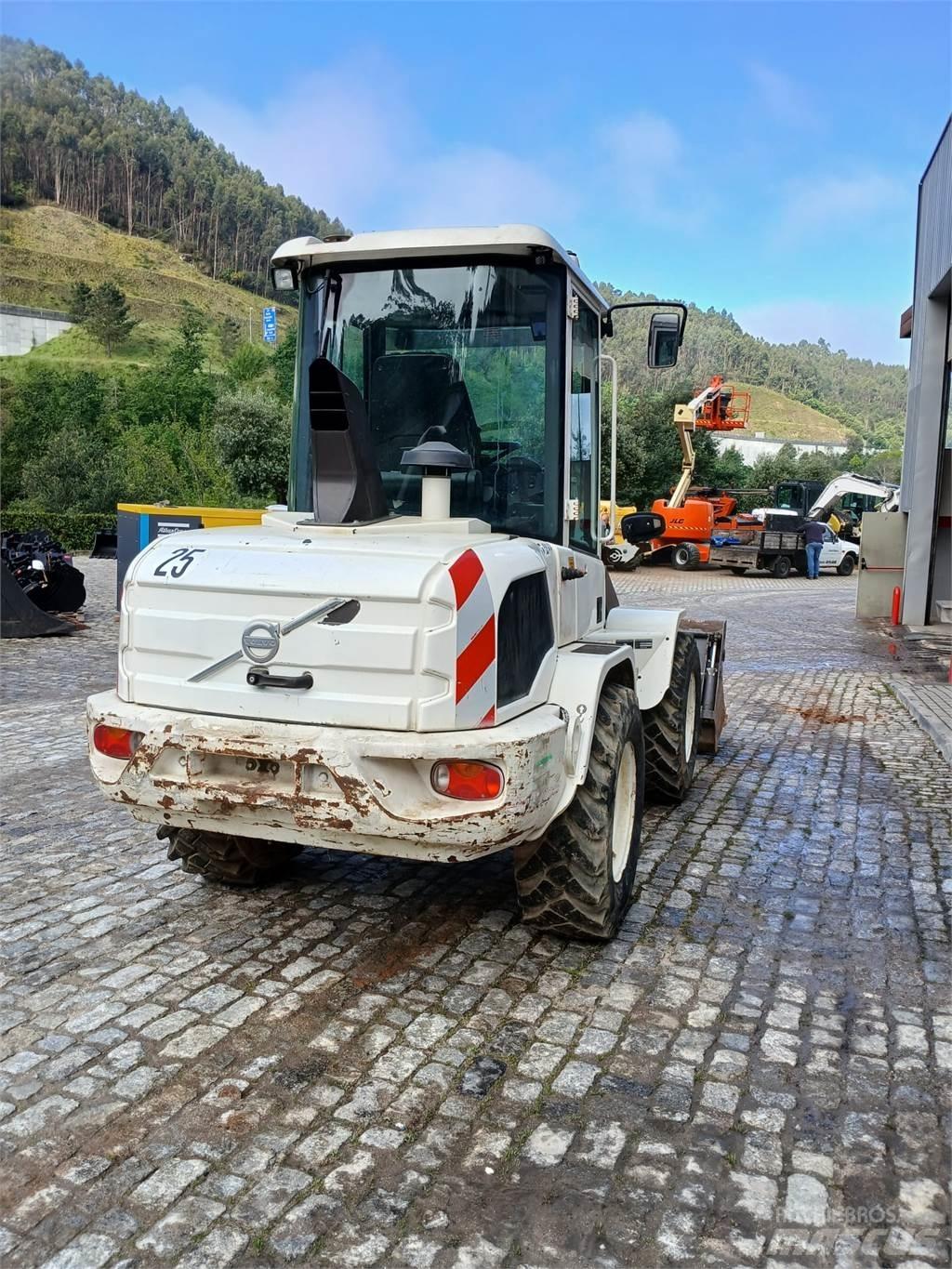 Volvo L30G Sonstige Baumaschinen