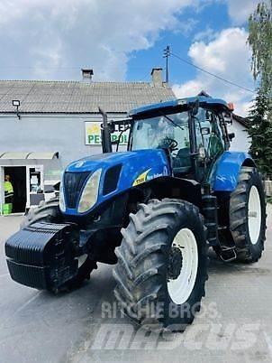 New Holland T7030 Traktoren
