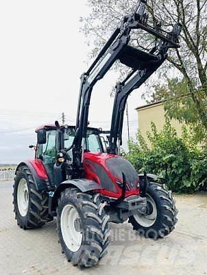 Valtra N104 Traktoren