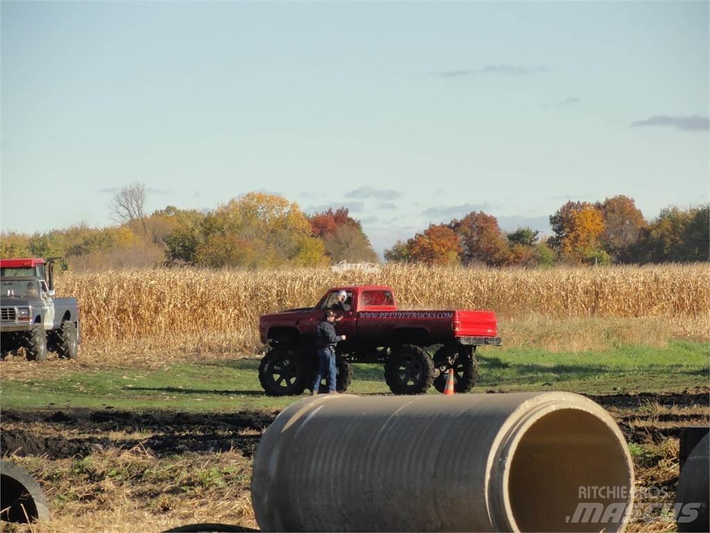 GMC K2500 Sonstige Baumaschinen