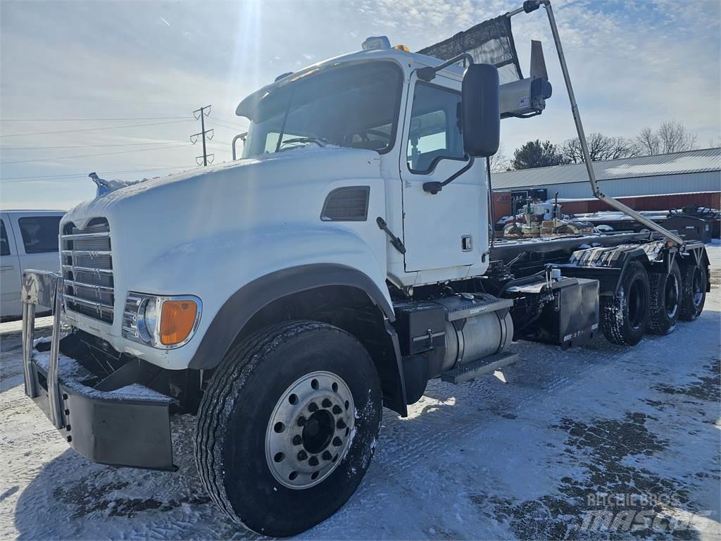 Mack Granite Andere Fahrzeuge