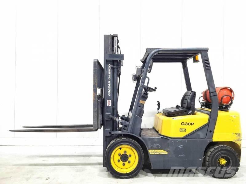 Doosan GP30-3 LPG heftrucks