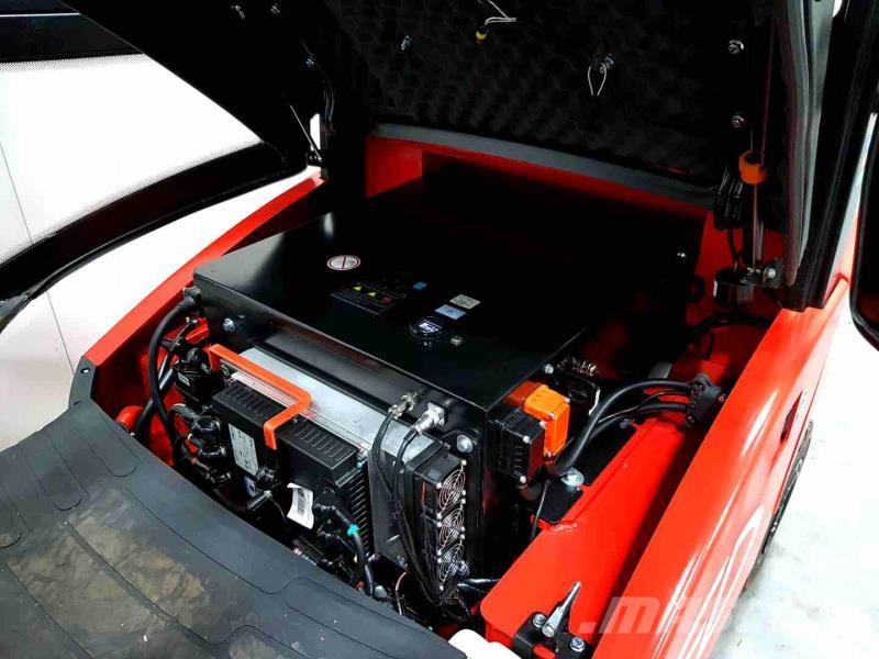 EP EFL253B 205 FC RENTAL Elektrische heftrucks