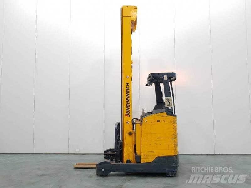 Jungheinrich ETV216 Schubmaststapler