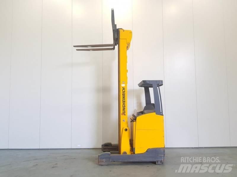 Jungheinrich ETV216 Schubmaststapler