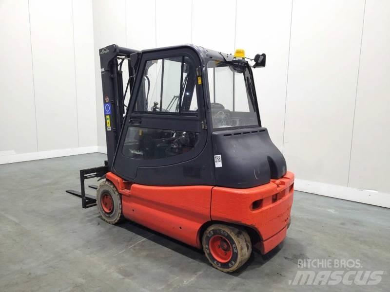 Linde E30-03 336 Elektrische heftrucks