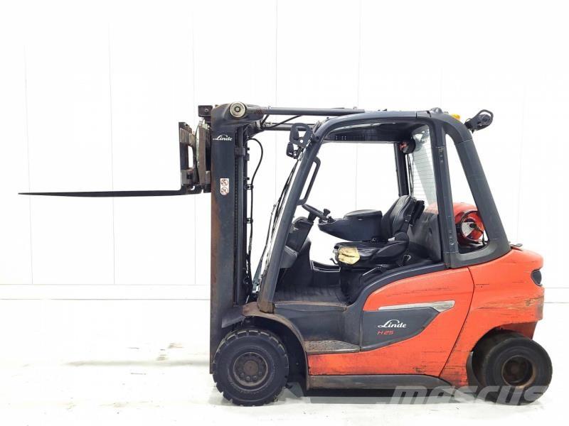 Linde H25T-01 LPG heftrucks