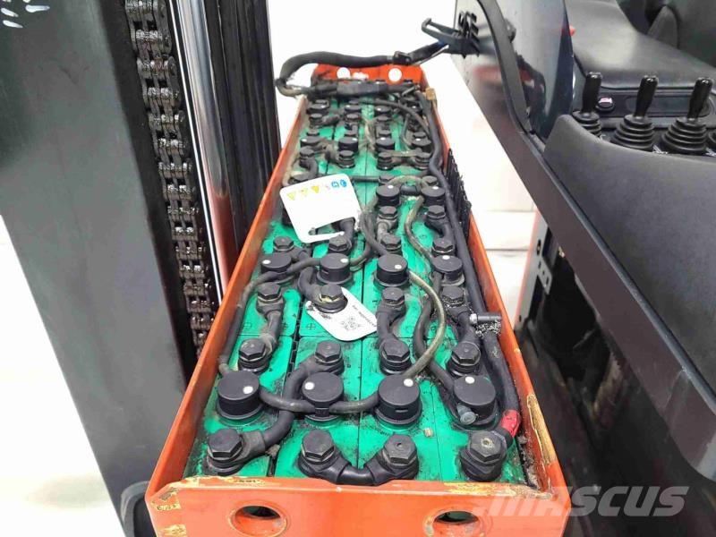 Linde R16S-12 Schubmaststapler