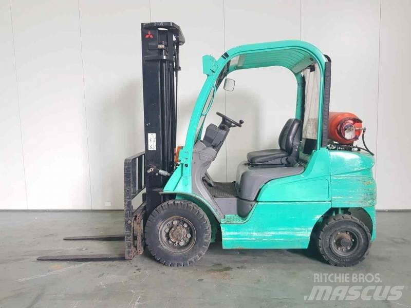 Mitsubishi FG25N LPG heftrucks