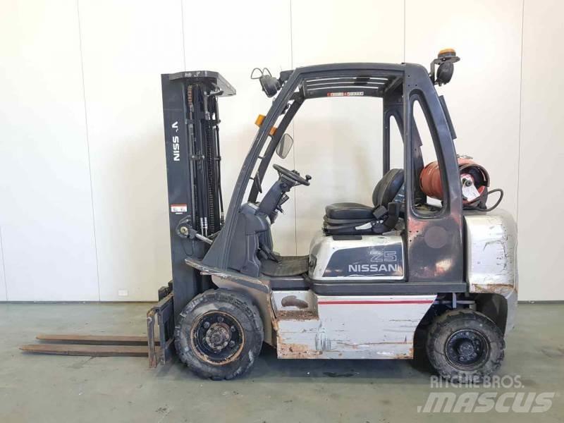 Nissan U1D272520 LPG heftrucks