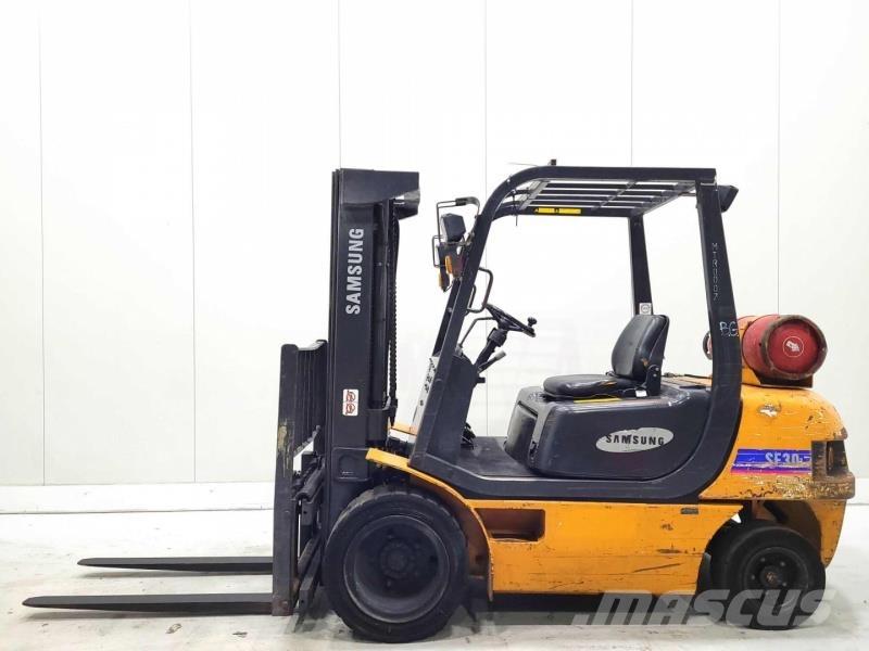 Samsung SF30L LPG heftrucks