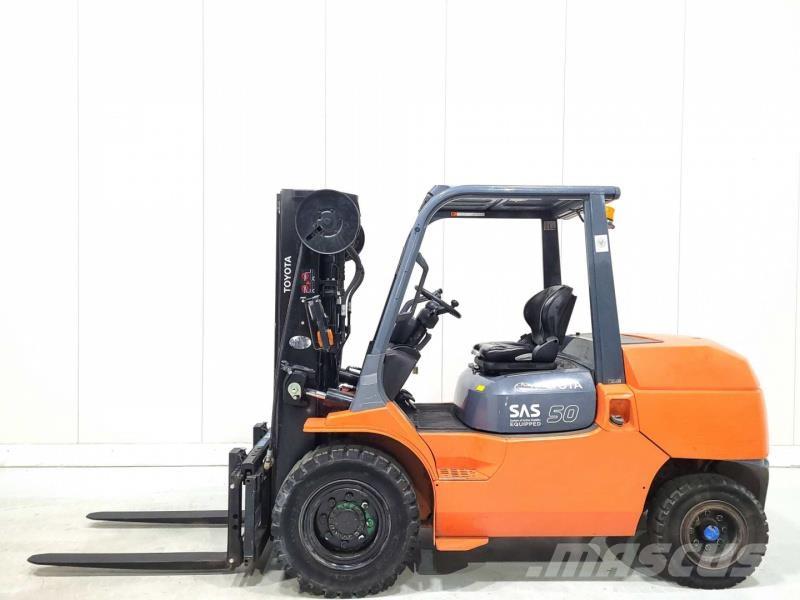 Toyota 42-7FD45 Diesel heftrucks