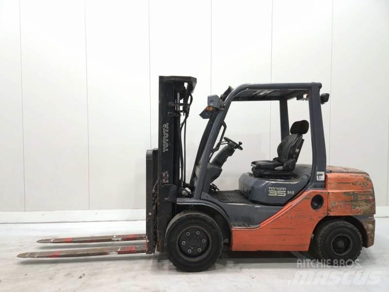 Toyota 52-8FDJF35 Diesel heftrucks