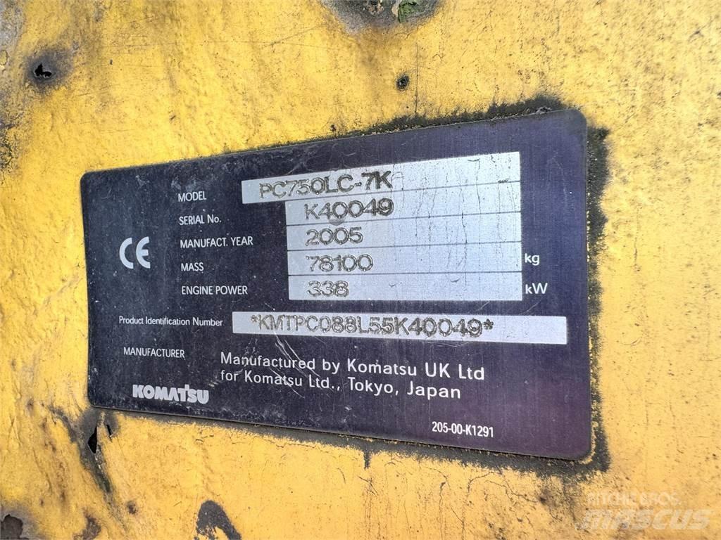 Komatsu PC750LC-7K Raupenbagger