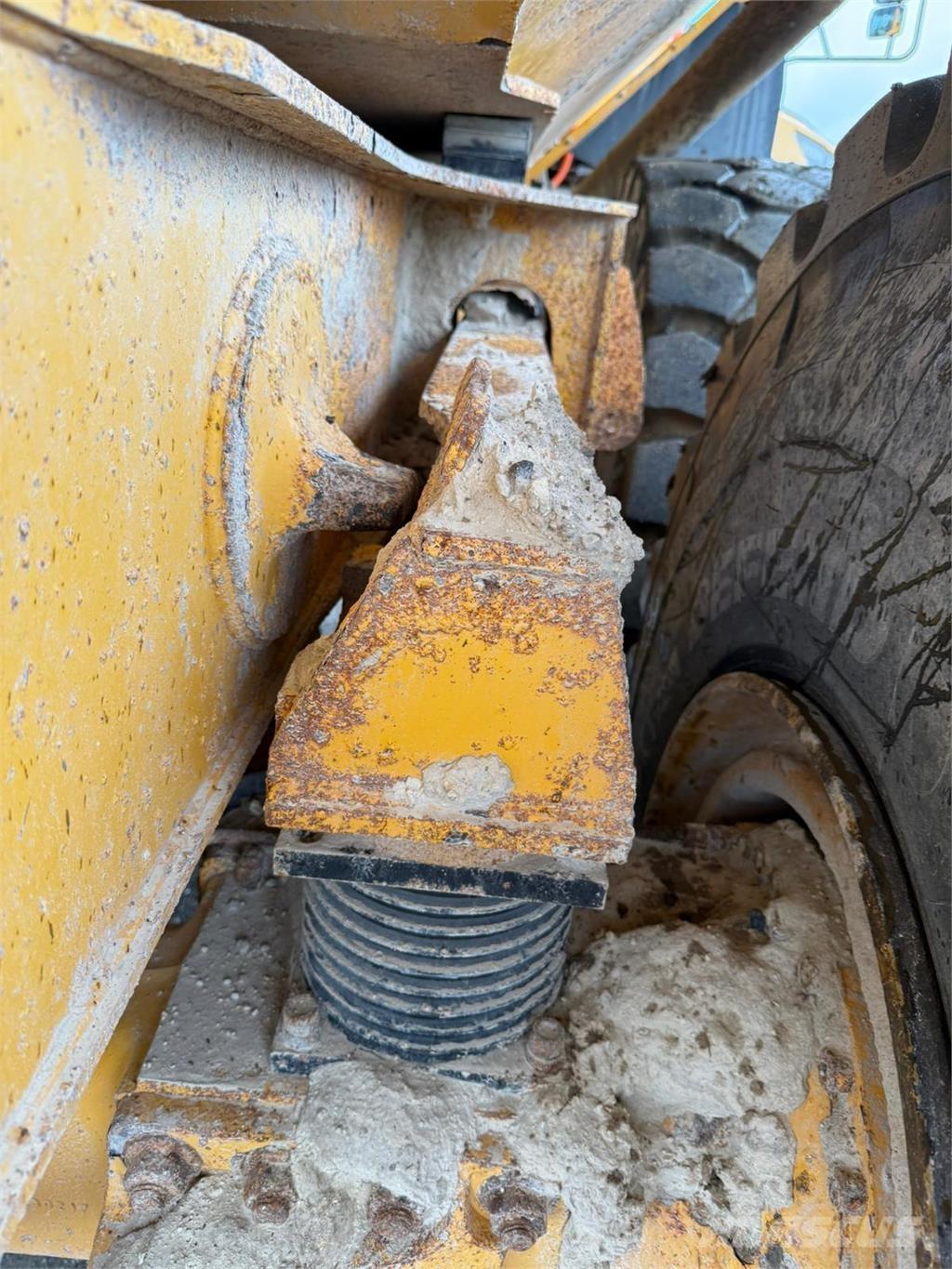 Volvo A40G Dumper - Knickgelenk