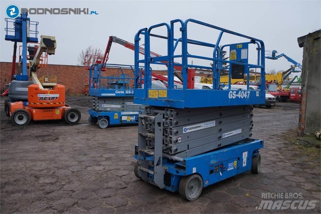Genie 4047 Scheren-Arbeitsbühnen