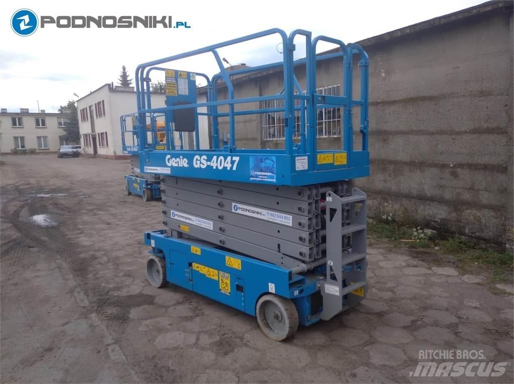 Genie 4047 Scheren-Arbeitsbühnen
