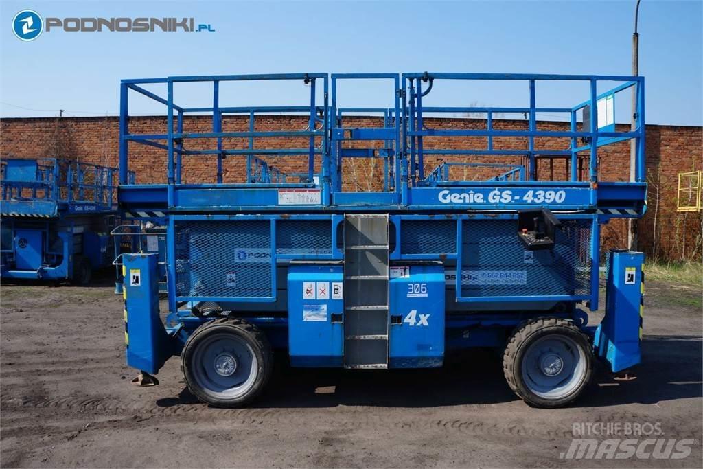 Genie 4390 Scheren-Arbeitsbühnen