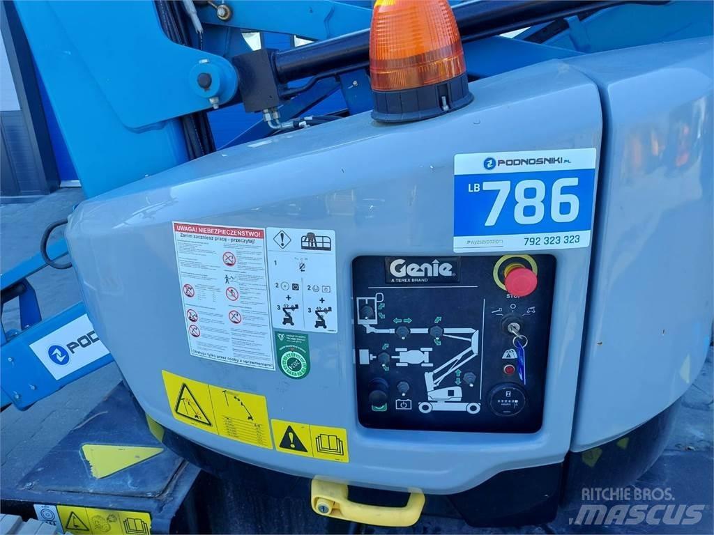 Genie Z-33/18 Gelenkteleskoparbeitsbühnen