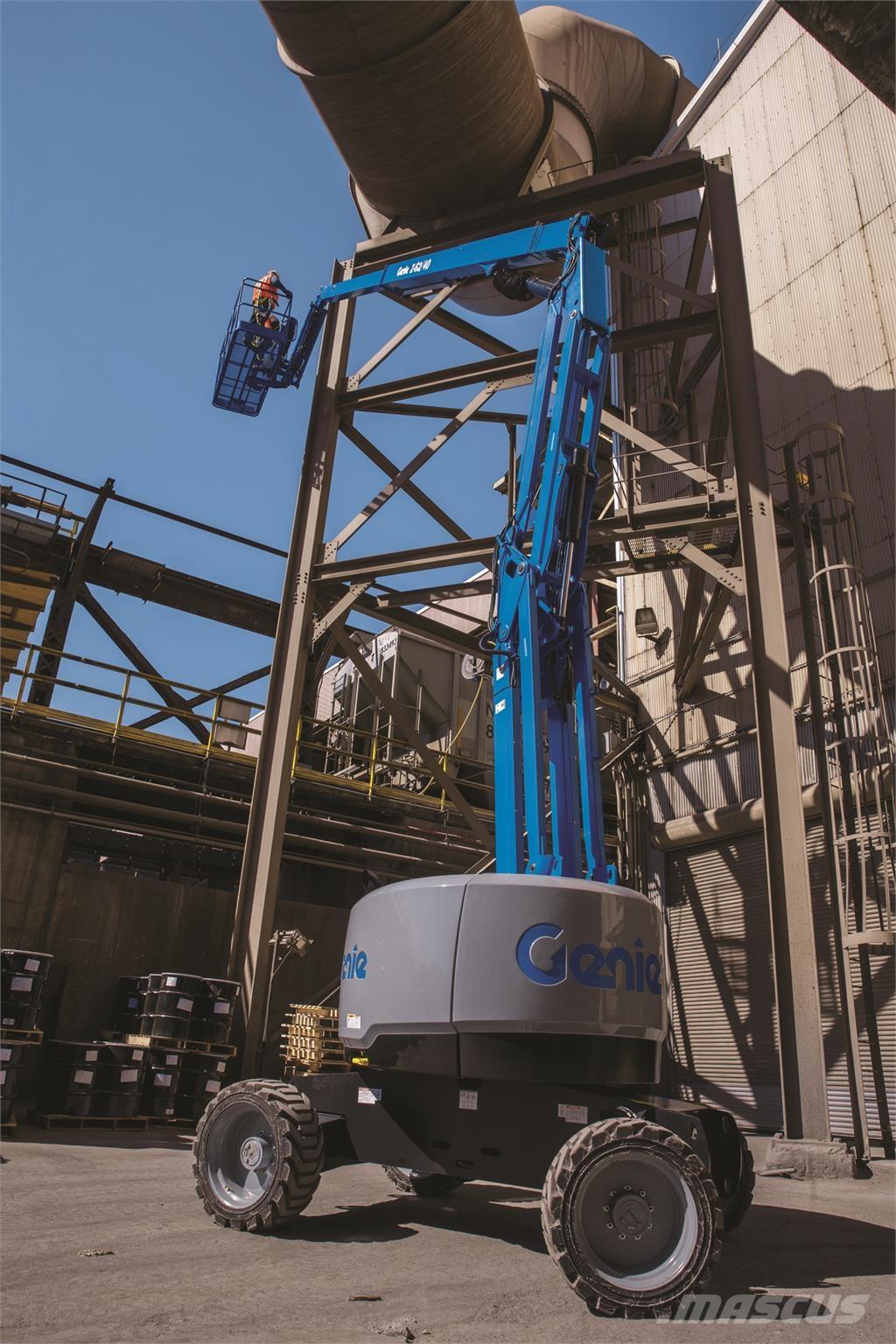 Genie Z-62/40 Gelenkteleskoparbeitsbühnen