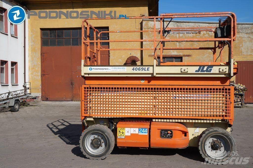 JLG 4069 Scheren-Arbeitsbühnen