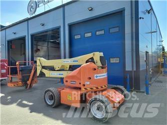 JLG E450AJ Gelenkteleskoparbeitsbühnen