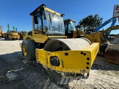 Bomag BW212D-5 Sonstige Baumaschinen
