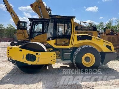 Bomag BW213DH-5 Sonstige Baumaschinen