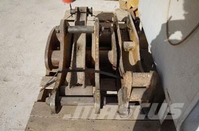 CAT 320C/DL Thumb Andere Zubehörteile