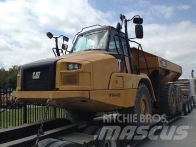 CAT 725C Dumper - Knickgelenk
