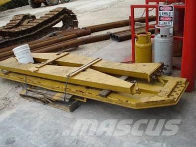 CAT 740 Tailgate Andere Zubehörteile