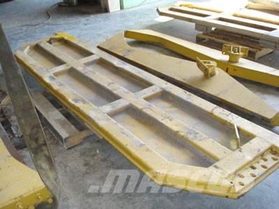 CAT 740 Tailgate Andere Zubehörteile