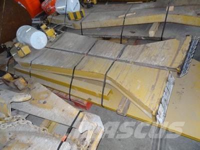 CAT 740 Tailgate Andere Zubehörteile