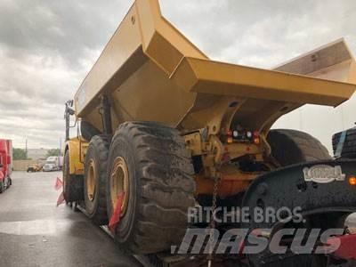 CAT 745C Dumper - Knickgelenk