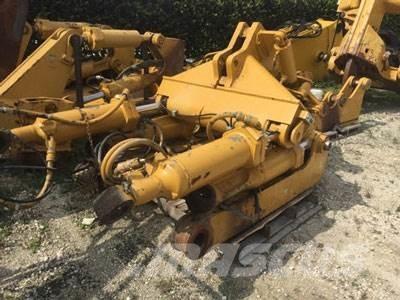 CAT D8T Ripper, S/S Andere Zubehörteile