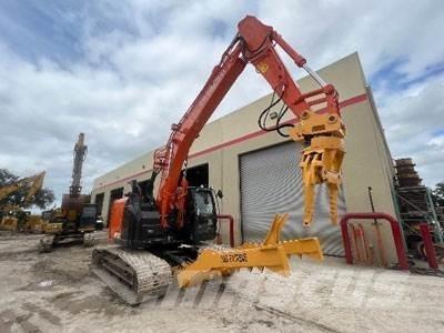 Hitachi ZX225USLC-6 Materialumschlag