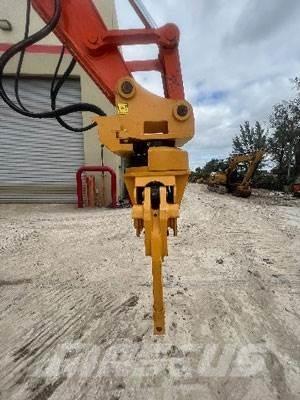 Hitachi ZX225USLC-6 Materialumschlag