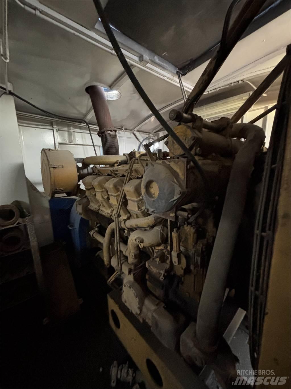CAT C15 Sonstige Baumaschinen