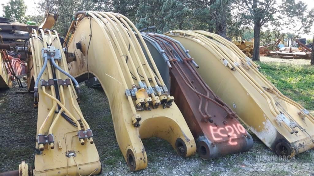CAT 231D Chassis