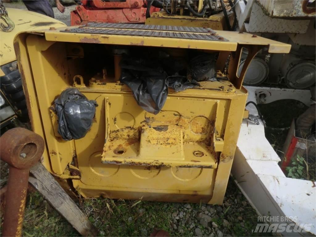 CAT 323D Sonstige Baumaschinen