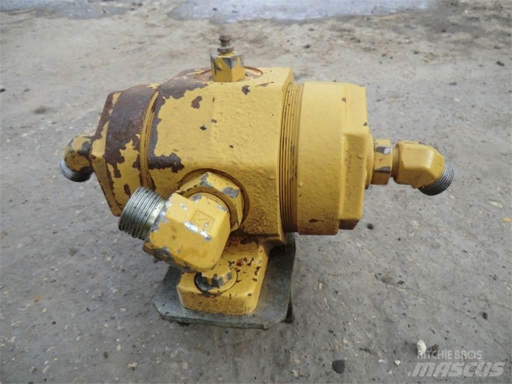 CAT 735 Sonstige Baumaschinen