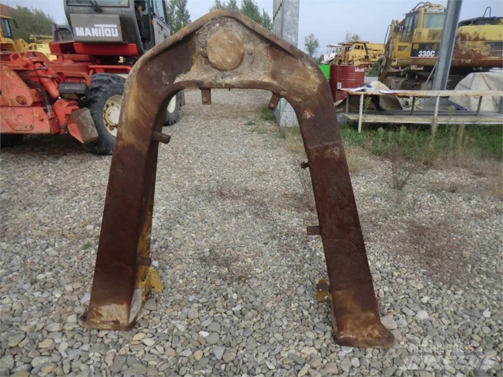 CAT 735 Chassis