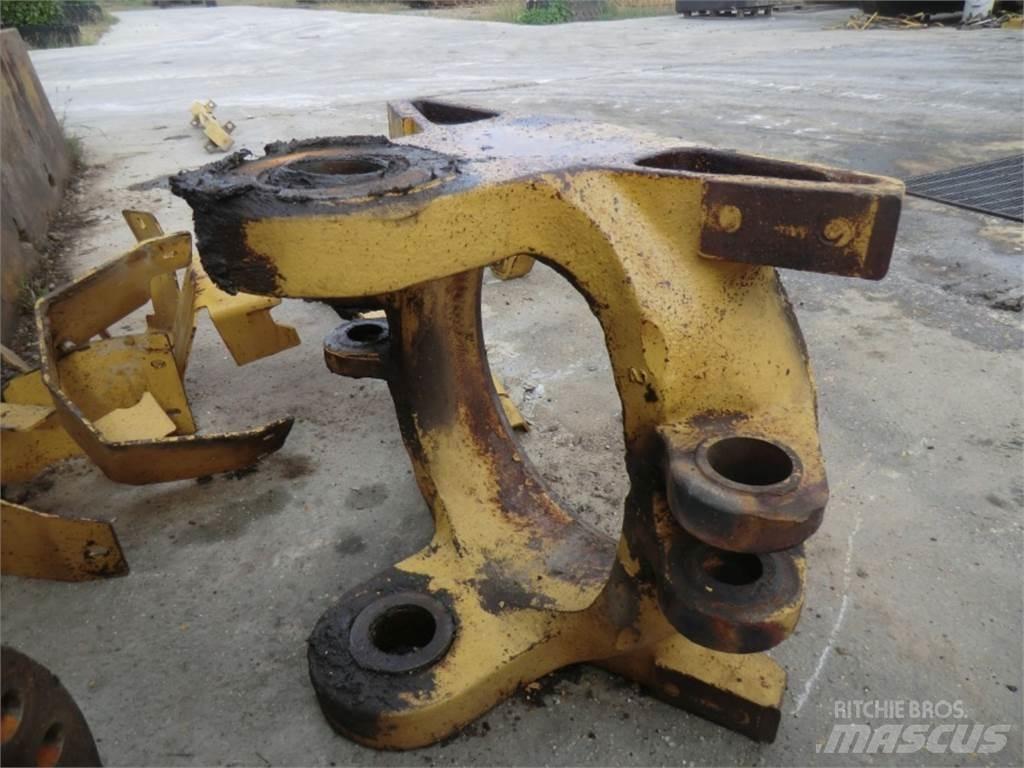 CAT 735 Chassis