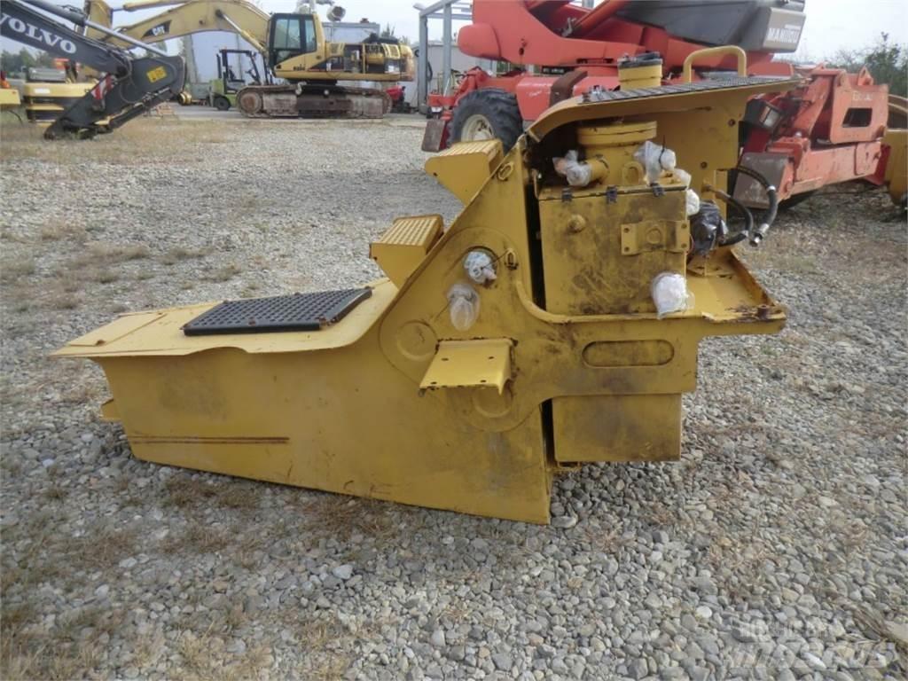 CAT 735 Chassis