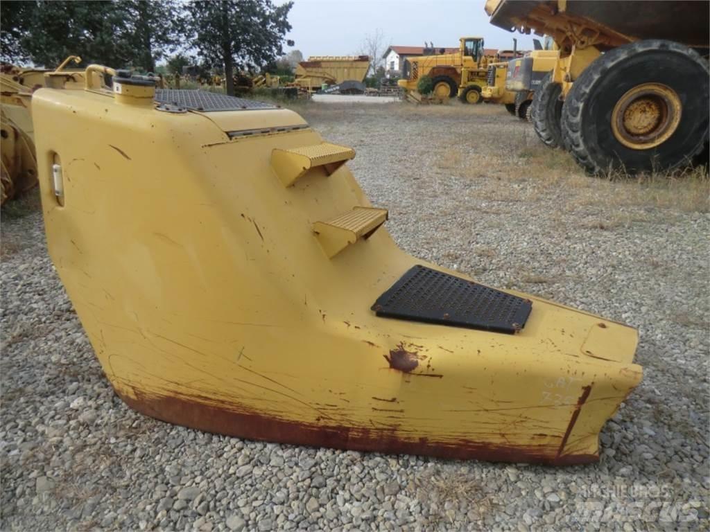 CAT 735 Chassis