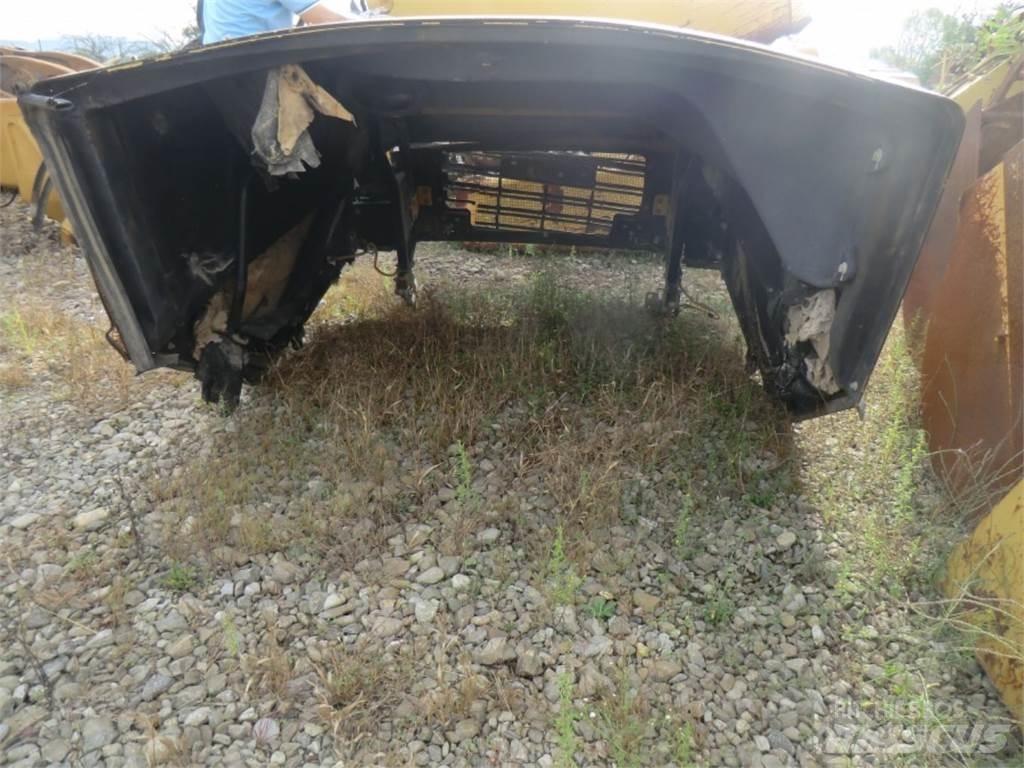 CAT 735 Chassis