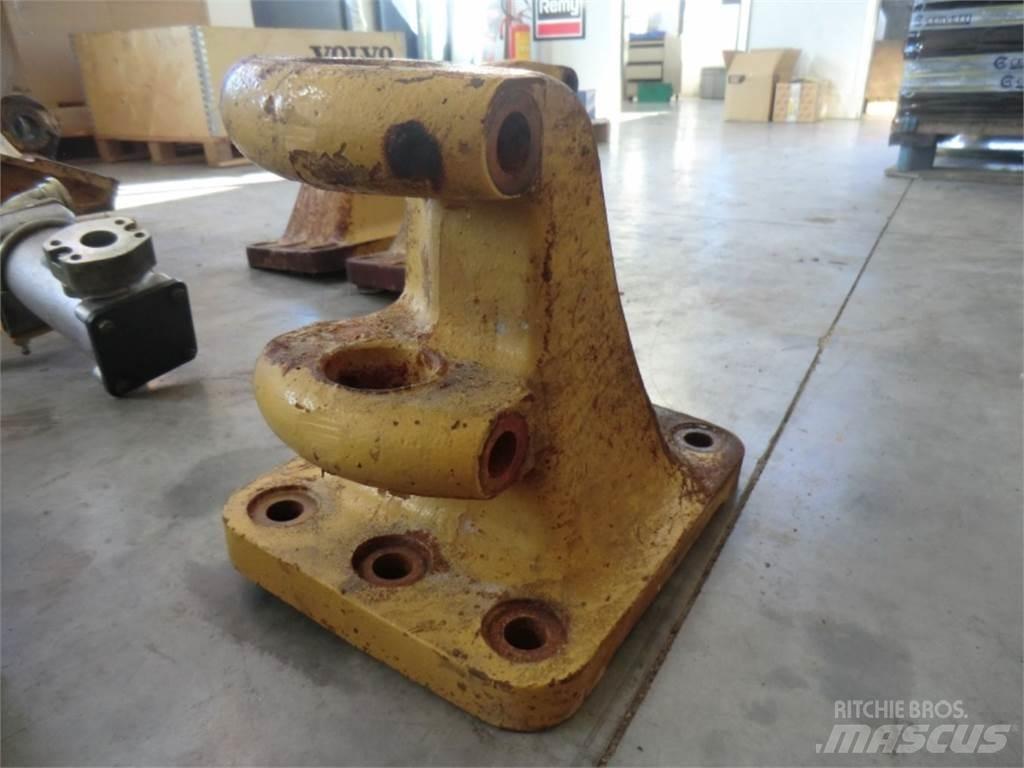 CAT 735 Chassis