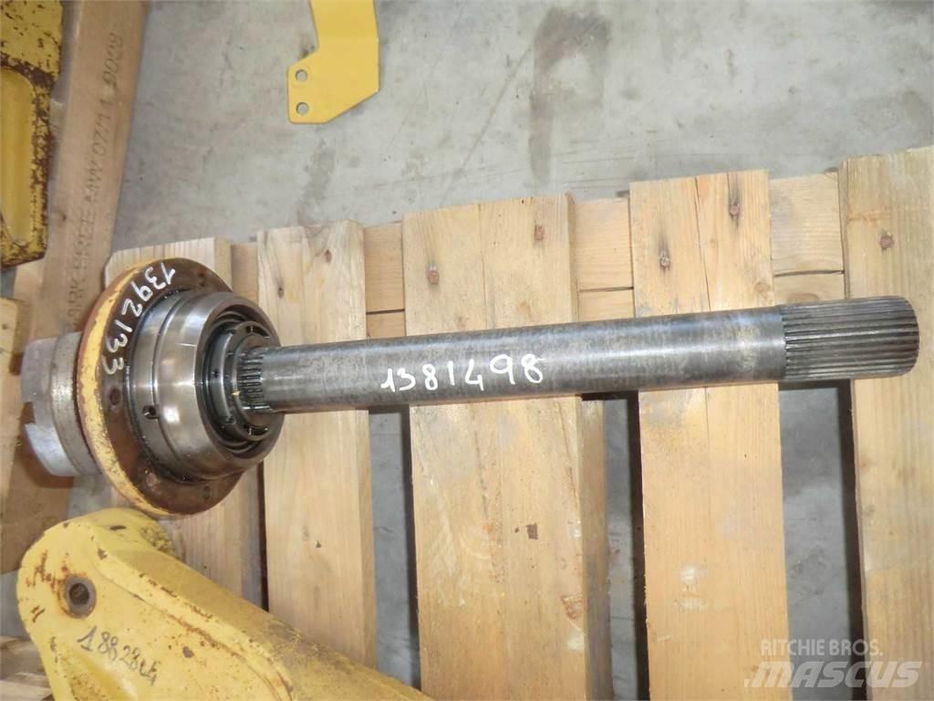 CAT 735 Sonstige Baumaschinen